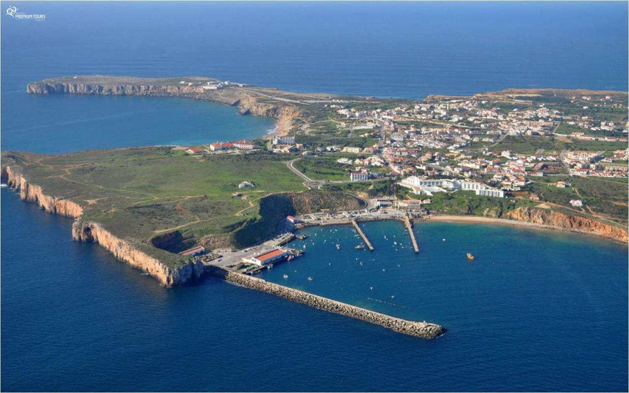 Sagres Sunny Room With Private Bathroom 300M From The Beach 외부 사진
