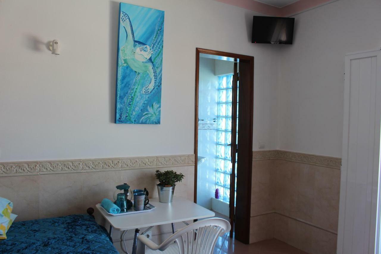 Sagres Sunny Room With Private Bathroom 300M From The Beach 외부 사진